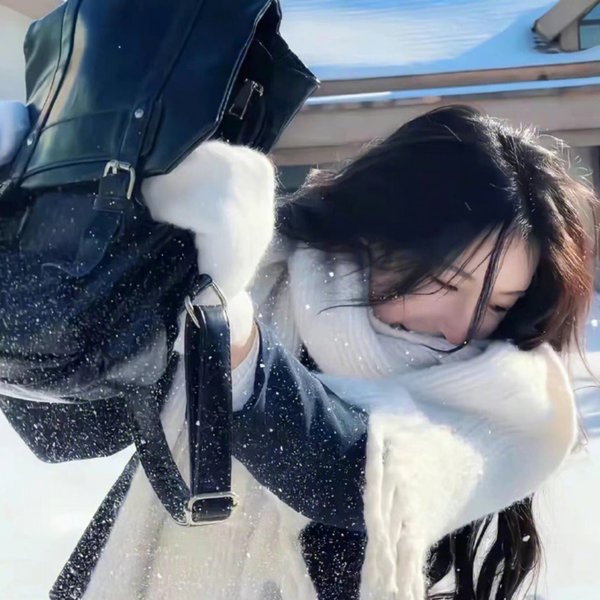 长在面包树上的女人